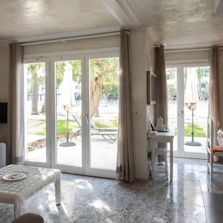 50m Dal Mare Incantevole + Piscina * Κοραλέχο